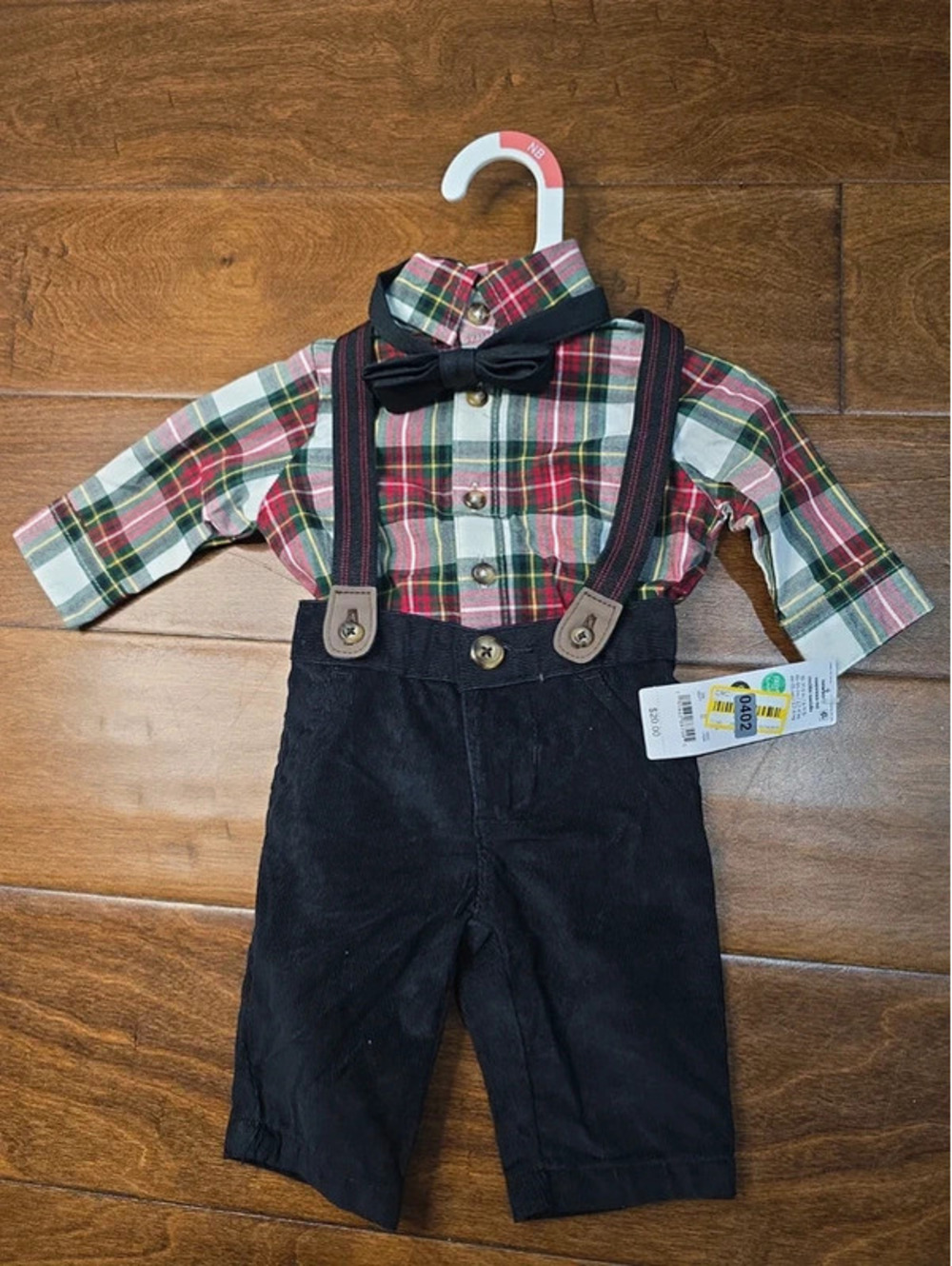 Newborn brand new suit outfit from carter's item 302G5